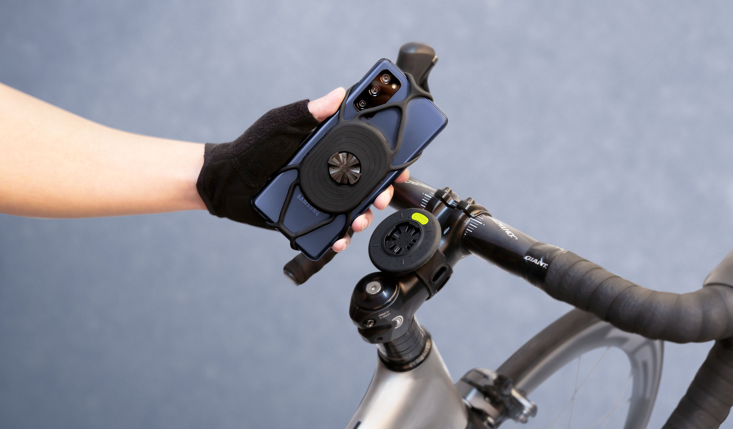 Port Telephone Velo Support Telephone Trotinette Electrique Accessoire Velo pour Guidon Velo 5,8 à 7,2’ iPhone 13 12 11 X XS XR Samsung Huawei Pixel Bone Bike Tie 3 Support Telephone Velo 