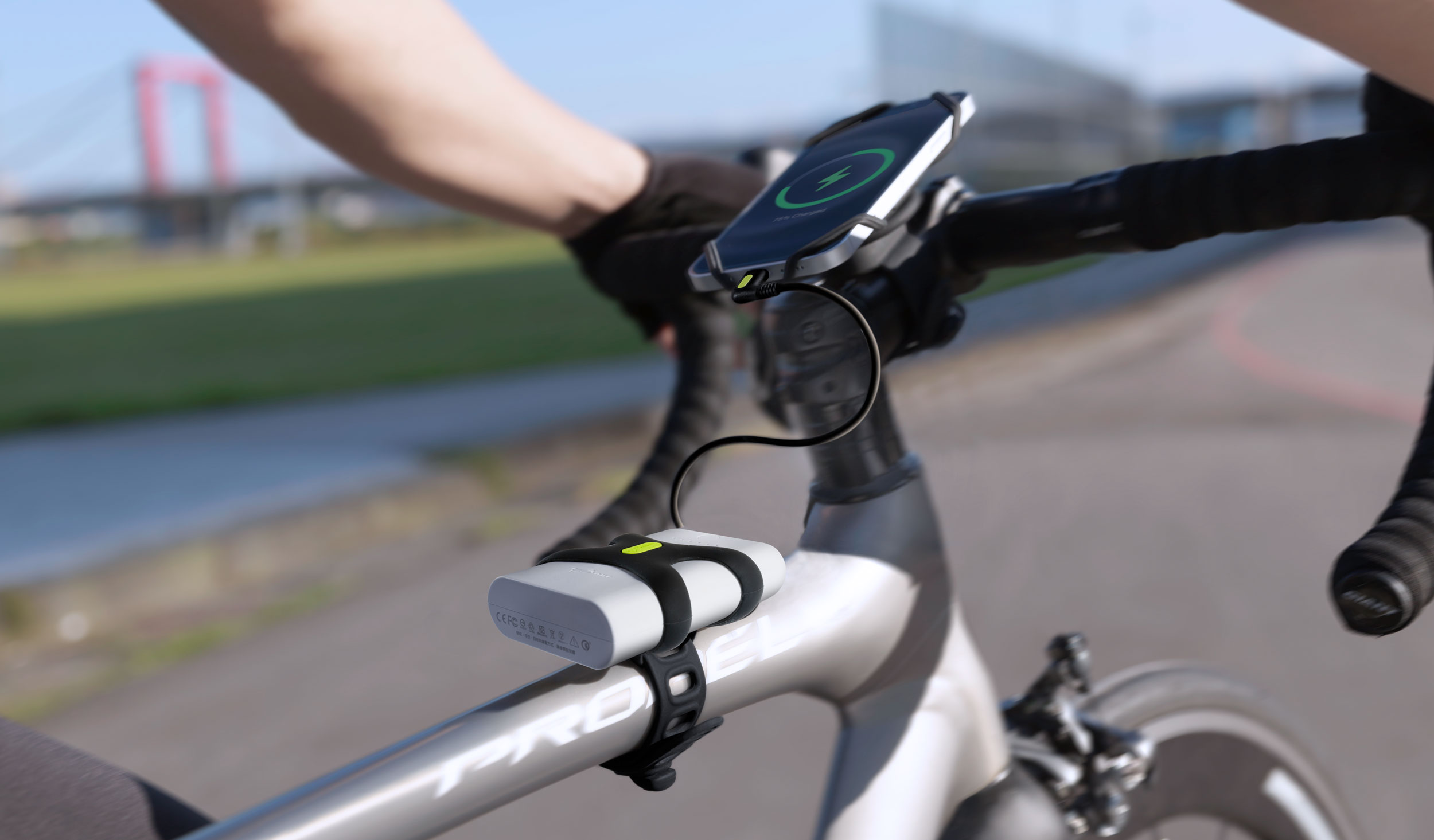 Bike Phone Charger Kit (Lightning to USB-A)